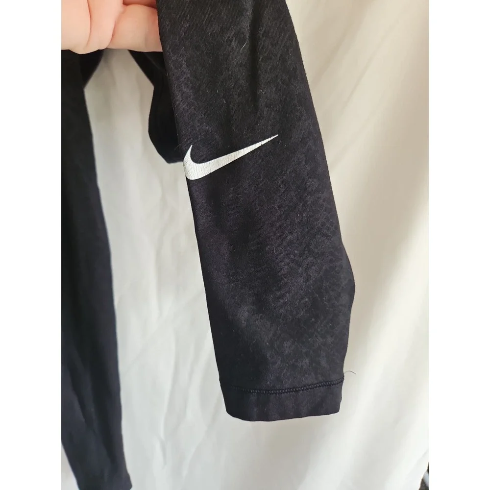 Nike pro fit